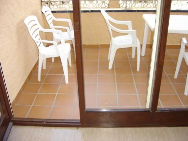Apartaments Fincasol L'Estartit 0*,