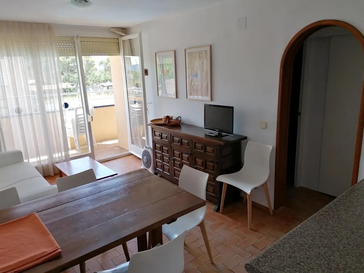 Apartaments Fincasol L'Estartit 0*,  Spain